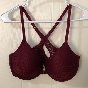 Xhilaration TShirt Bra 38D